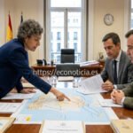 Negociaciones oficiales sobre el Nuevo Pacto de Migración en España con marca de agua https://econoticia.es en el centro.