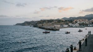 Devoluciones de migrantes en Ceuta y vigilancia de la costa