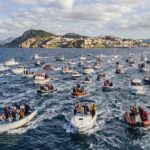 Flotilla de embarcaciones navegando hacia Ceuta durante la Armada Solidaria